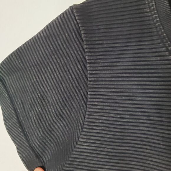 Aerie Ribbed Fitted Cropped Athletic Top Grey Womens - Picture 4 of 4